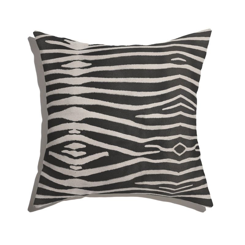 Almofada-de-Chao-Quadrada-Animal-Print-Preto-e-Branco