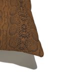 Almofada-de-Chao-Quadrada-Animal-Print-Mostarda-e-Preto