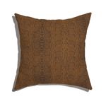 Almofada-de-Chao-Quadrada-Animal-Print-Mostarda-e-Preto