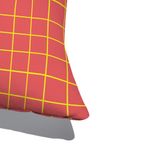 Almofada-de-Chao-Quadrada-Quadriculado-Moderninho-Vermelho-e-Amarelo