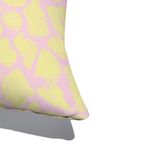 Capa-de-Almofada-Textura-girafa-Amarelo-e-Rosa