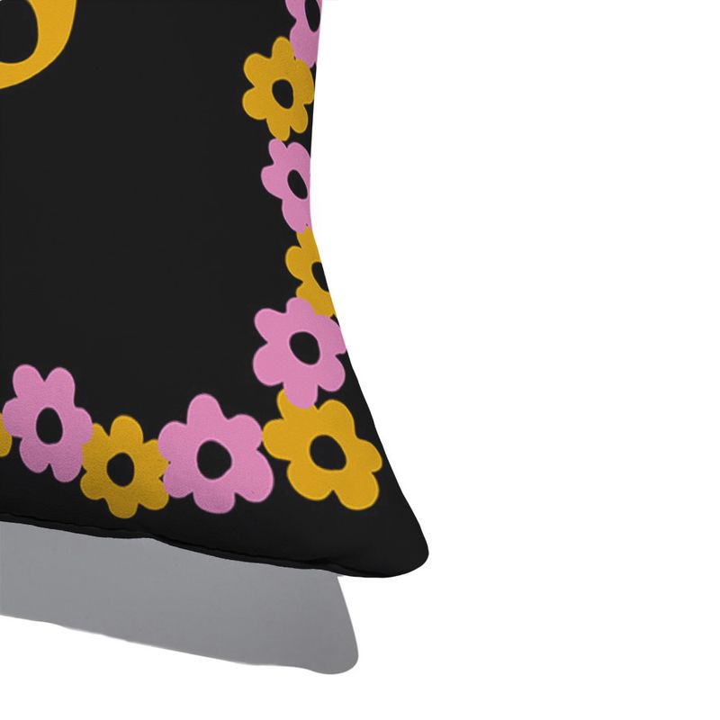 Capa-de-Almofada-Flower-Power-II-Preto-e-Rosa