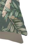 Almofada-de-Chao-Quadrada-Selva-com-Cacatuas-Verde-e-Branco